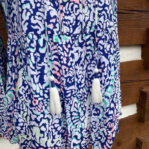 LILY PULITZER Kahli Top, Shirt. Blue Coral Grotto Move It or Lose it. Tassels XS - Picture 4 of 12